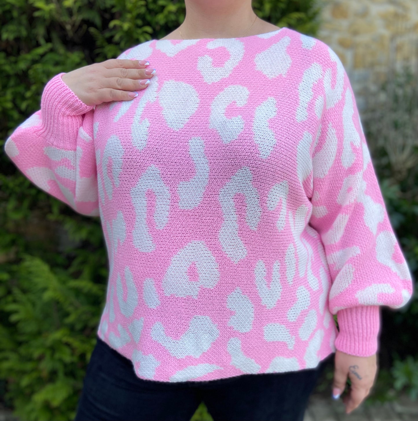 Pull léopard rose