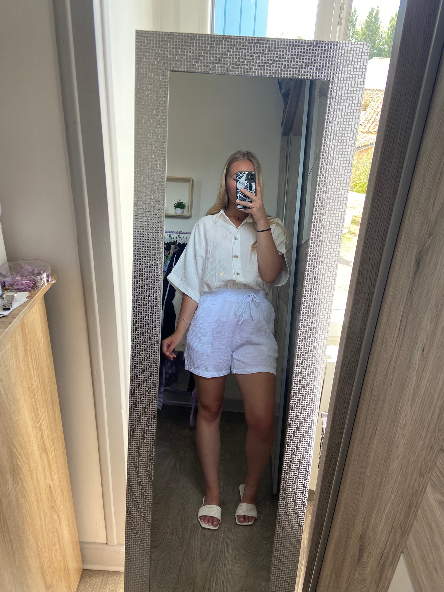 Short blanc